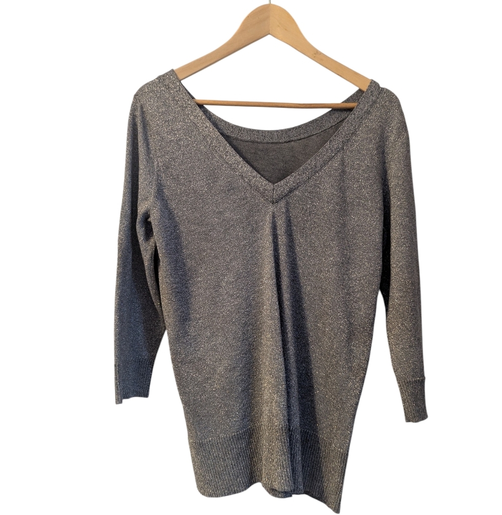 Woman's Smart Set Sparkle V-Neck NYE Metallic 3/4 Sleeve Sweater- Size X-Large